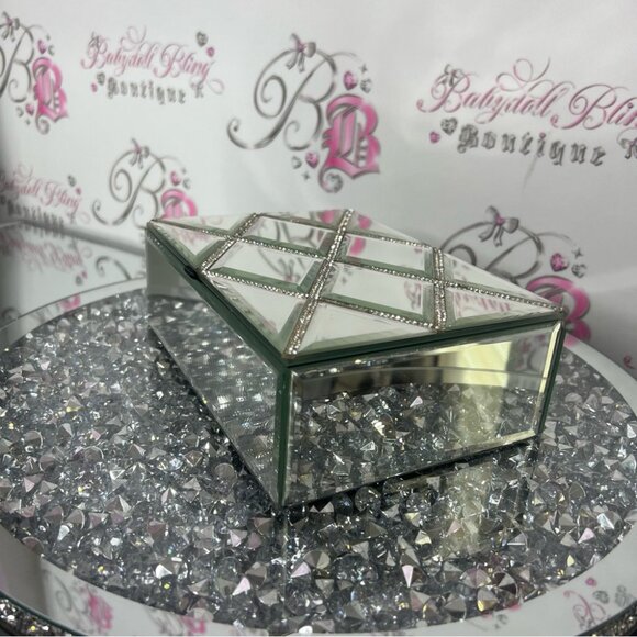 Jewelery box rhinestone bling Elegant Mirrored Jewelry Box with Crystal Accents - Picture 5 of 9